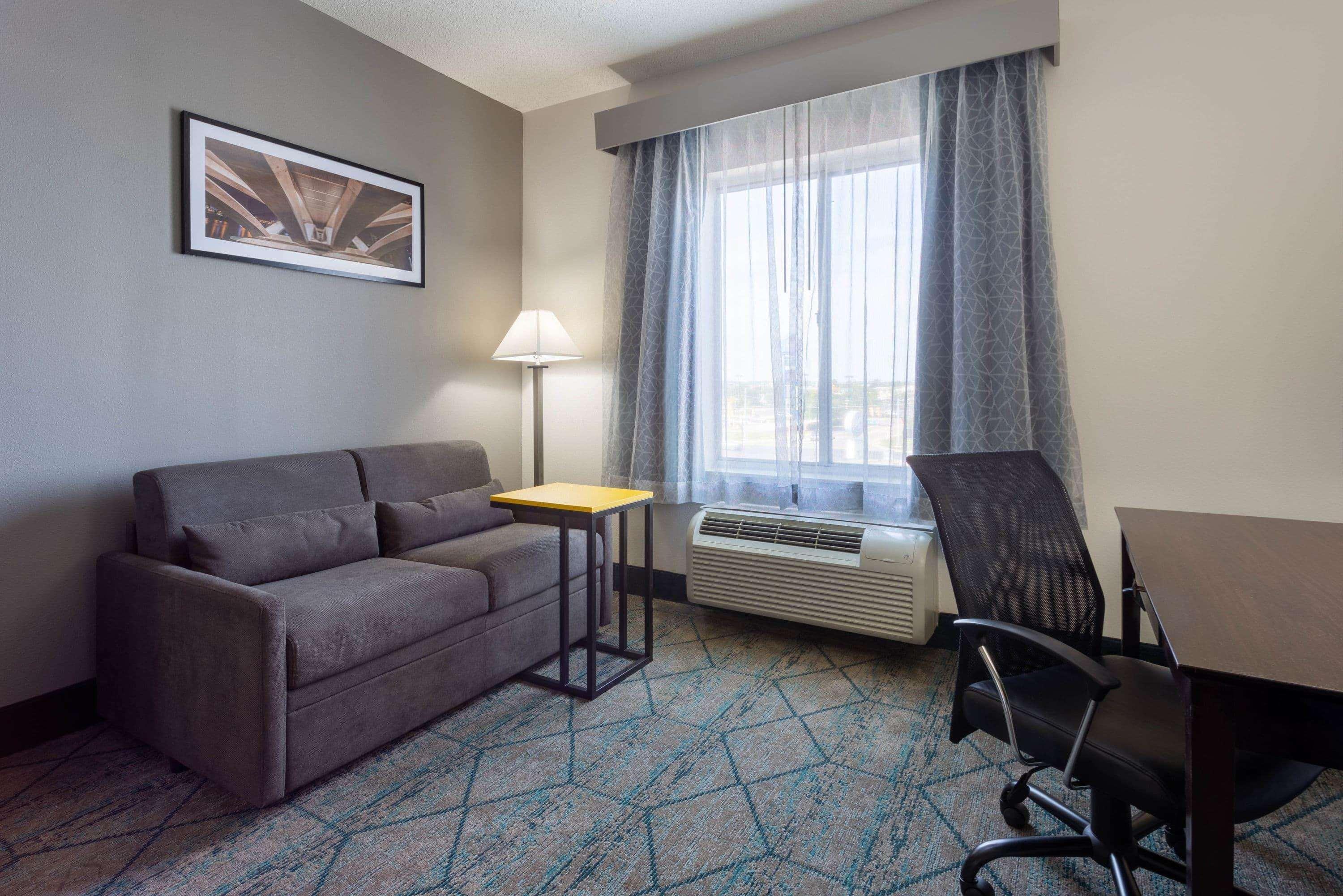 La Quinta By Wyndham Columbus West - Hilliard Hotell Eksteriør bilde